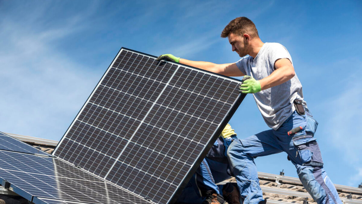 Optimisez la performance énergétique de votre habitation avec les panneaux solaires